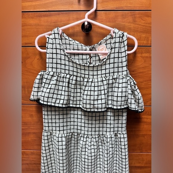 NWOT- Size 7/8 Wonder Nation Ruffle Overlay Cold Shoulder Dress - Picture 6 of 8